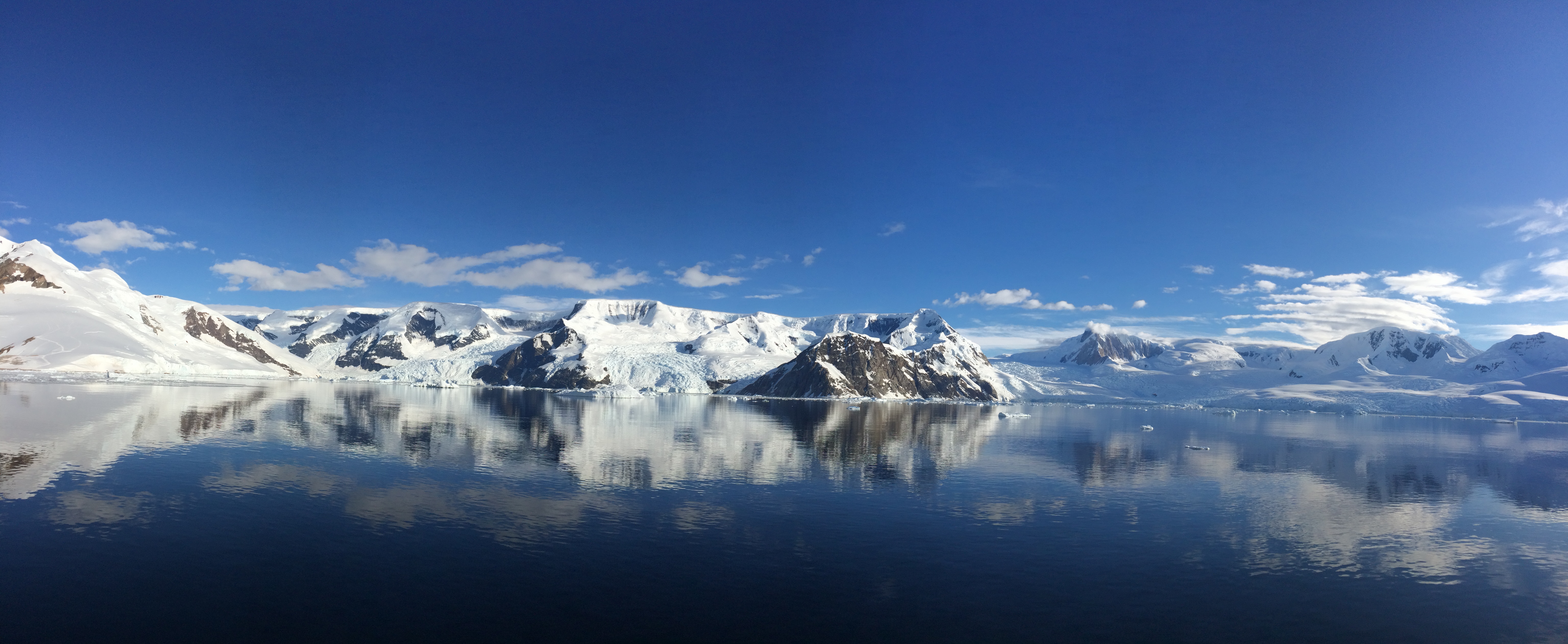 Antarctica with Sunny Skies, Anne-Lise Georges